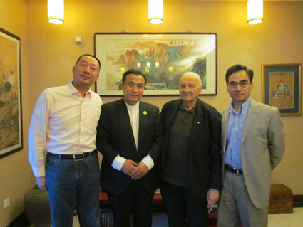 IGEA名誉主席莫里斯斯特朗接见IGEA秘书长邓继海