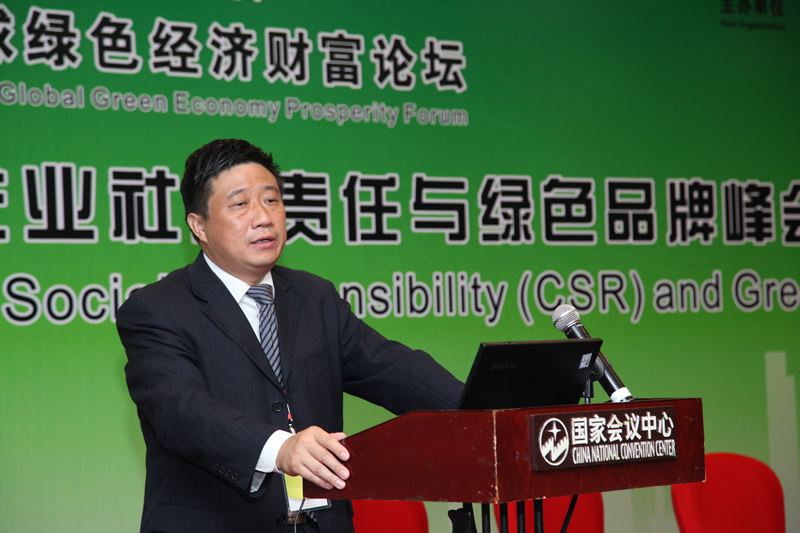 国家行政学院教授、博士生导师 许正中