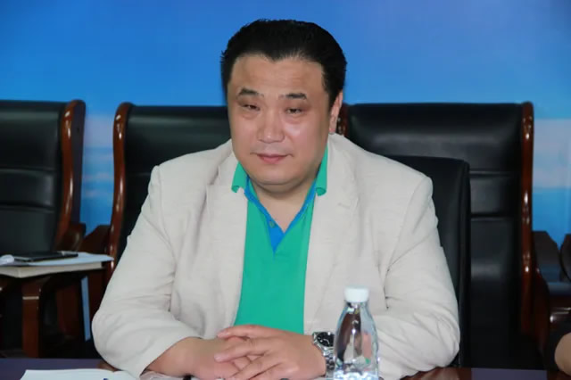 02.jpg