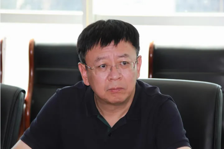 03.jpg